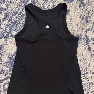 Black lululemon tank